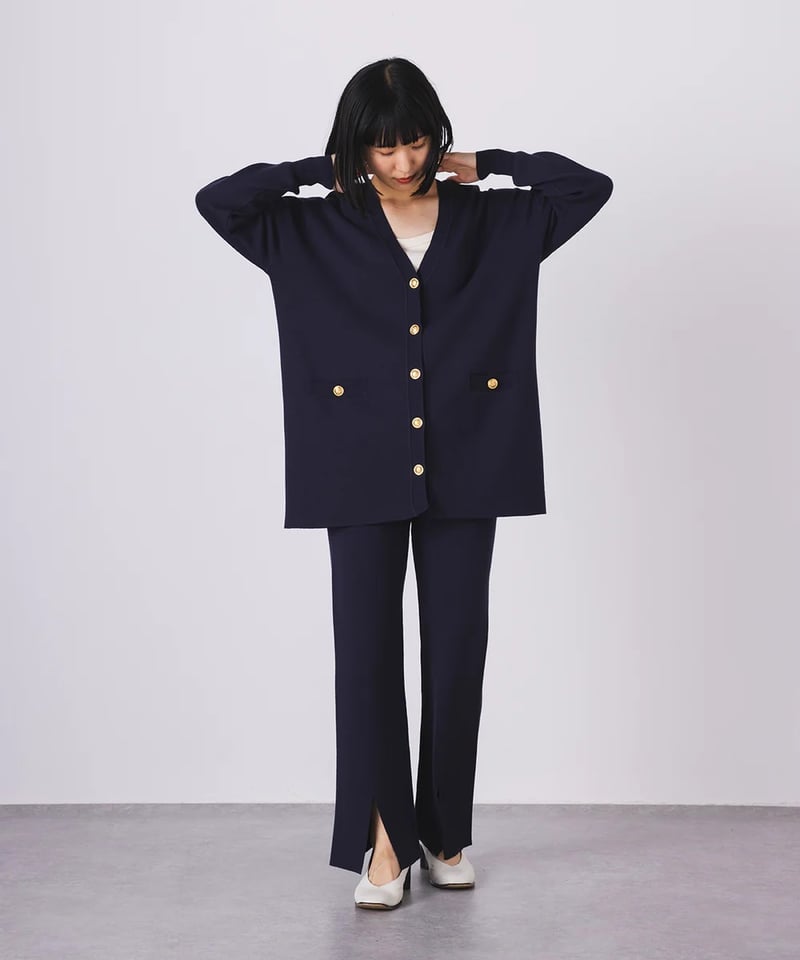 極美品　TORRAZZO DONNA バックペプラム切り替えアイボリーガーデ torrazzo donna（トラッゾドンナ）】ミラノリブボックス