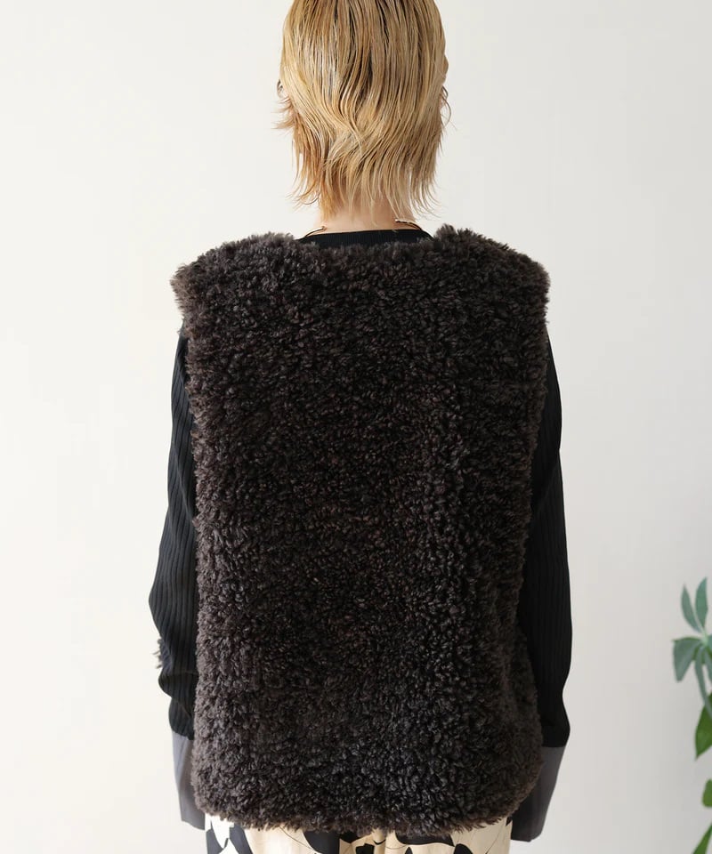 HERENCIA（ヘレンチア）】サイドリボン ボアベスト | nulla online