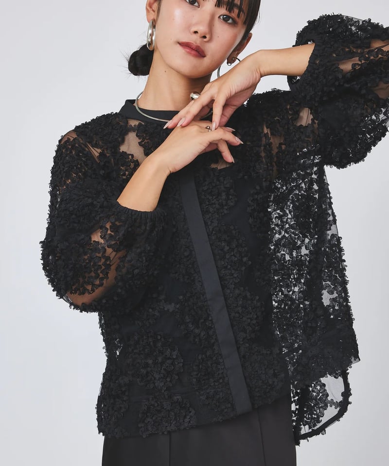 TORRAZZO DONNA/トラッゾドンナ　ブラウス TORRAZZO DONNA トラッゾドンナ 6237-357 フラワー刺繍ビブ