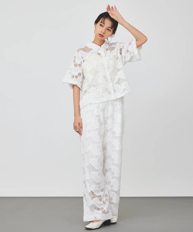 torrazzo donna（トラッゾドンナ）】カットワークレースワイドパンツ 