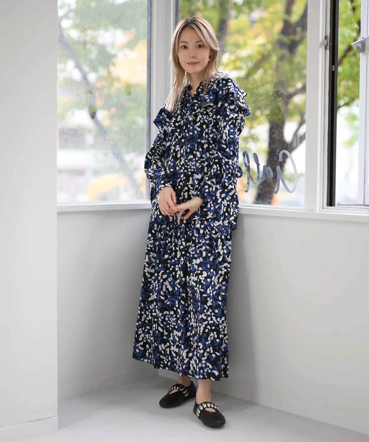 HERENCIA(ヘレンチア)】アシメントリーフリル プリント HERENCIA(ヘレンチア)】アシメントリーフリル プリント