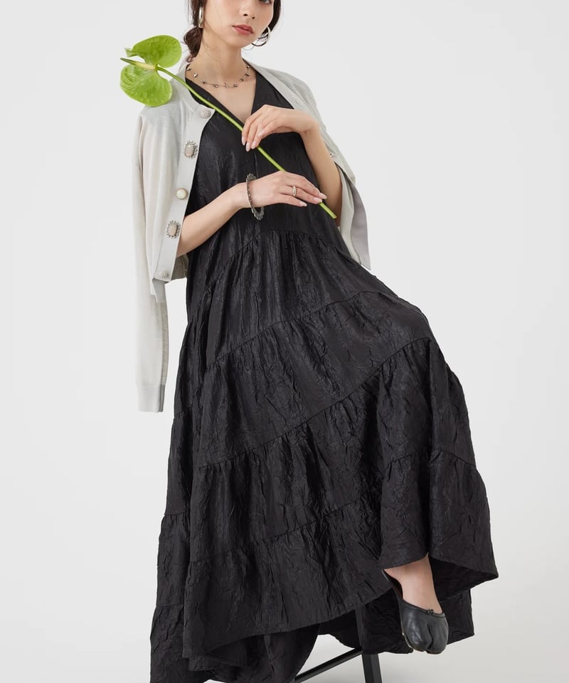 【新品・未使用】TORRAZZO DONNA ビジューカーディガン torrazzo donna（トラッゾドンナ）】麻混ビジューカーディガン