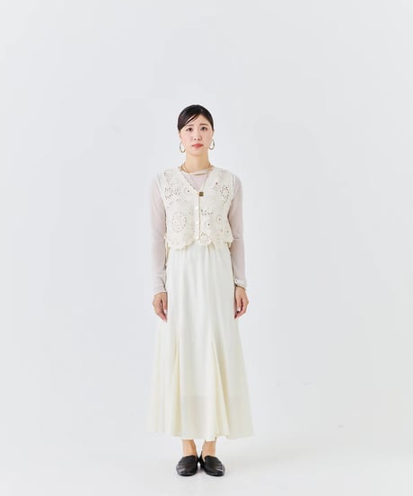 【torrazzo donna（トラッゾドンナ）】クロシェベスト