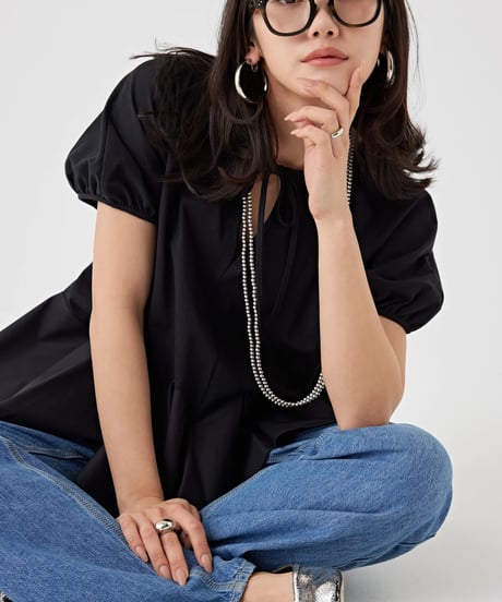 【torrazzo donna（トラッゾドンナ）】ハイブリットファブリックトップス