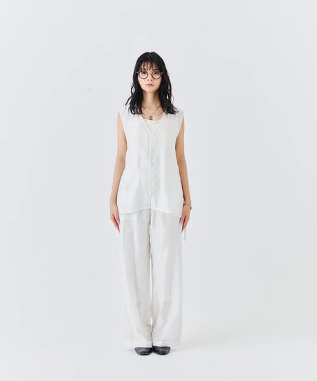 【torrazzo donna（トラッゾドンナ）】インド刺繍レイヤード２WAYトップス