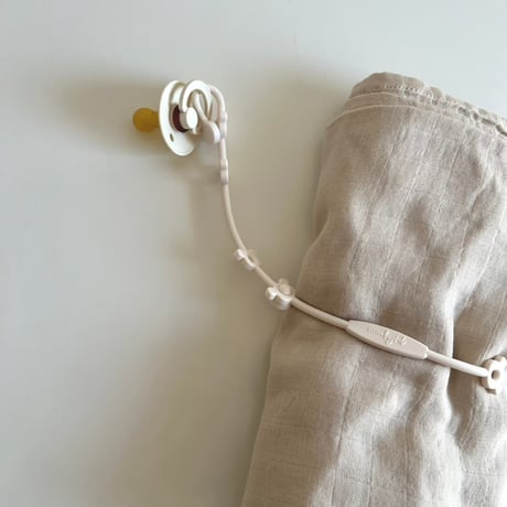 TOYBAND  ivory