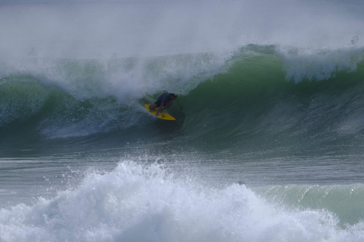 You Tube 再生回数 8.6万回突破! ミッドレングスサーフボード 7'0