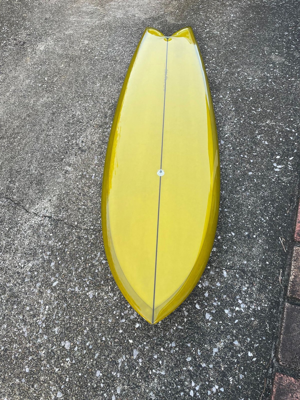 美品　マイケルミラー　クワッドフィッシュサーフボード5.8 美品 マイケルミラー クワッドフィッシュサーフボード5.8 - メルカリ