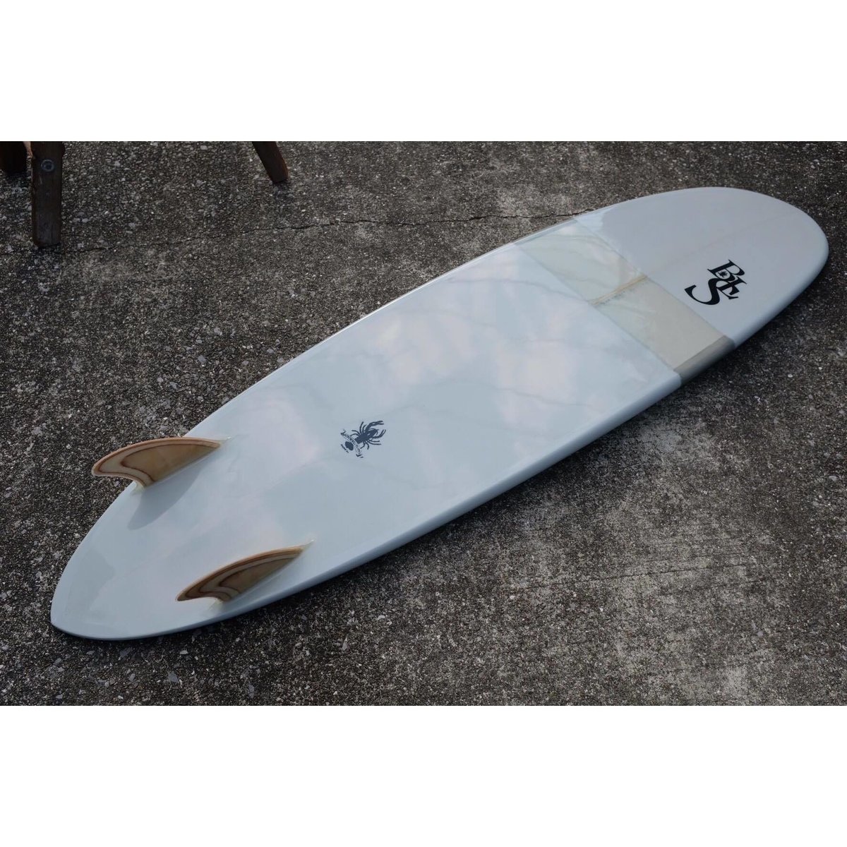 EGG TWIN 2FIN - FT model- ウィークエンド レンタルサーフボ