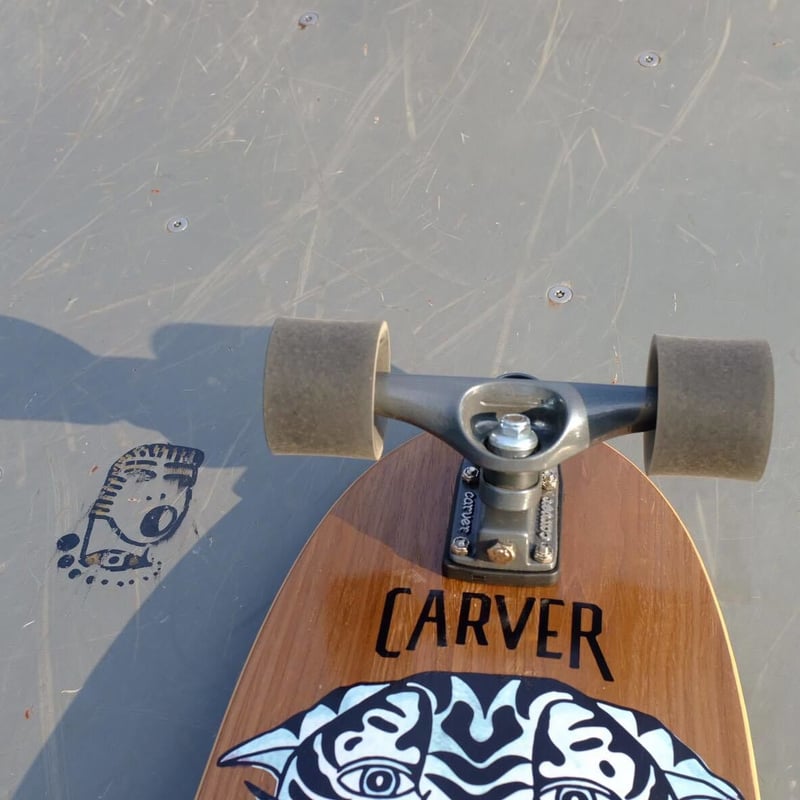 希少カーバーコンローグシータイガーCX4 サーフスケート CARVER