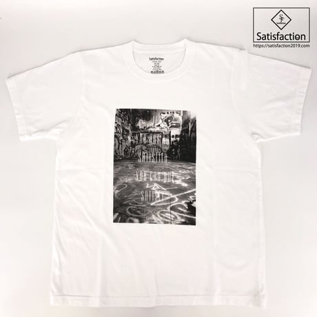 SatisfactionグラフィTシャツ ホワイト