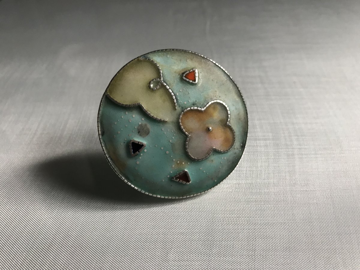 七宝ブローチ/ 花のおなら（フローラル） | Enameling Jewelry A I