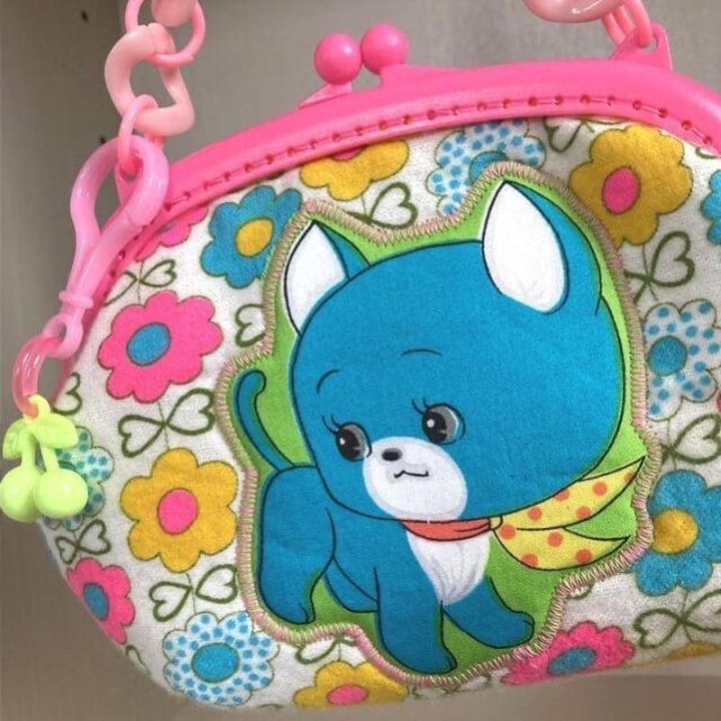 makana⭐️ 昭和レトロにゃんわんプラがま口ポーチ | りんとはな
