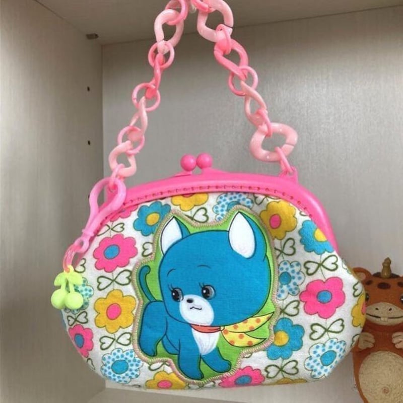 makana⭐️ 昭和レトロにゃんわんプラがま口ポーチ | りんとはな makana⭐️ 昭和レトロにゃんわんプラがま口ポーチ | りんとはな