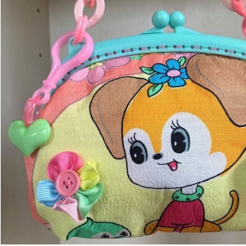 makana⭐️ 昭和レトロわんこプラがま口ポーチ | りんとはな