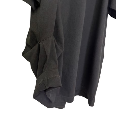 FOLDED ASYMMETRY LOGO T-SHIRT