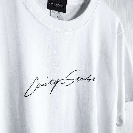 amity_sensei Tシャツ : ホワイト