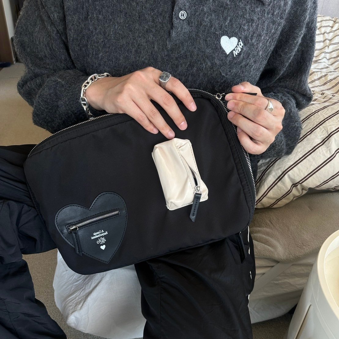 Connie gadget case | kaoyorinakami