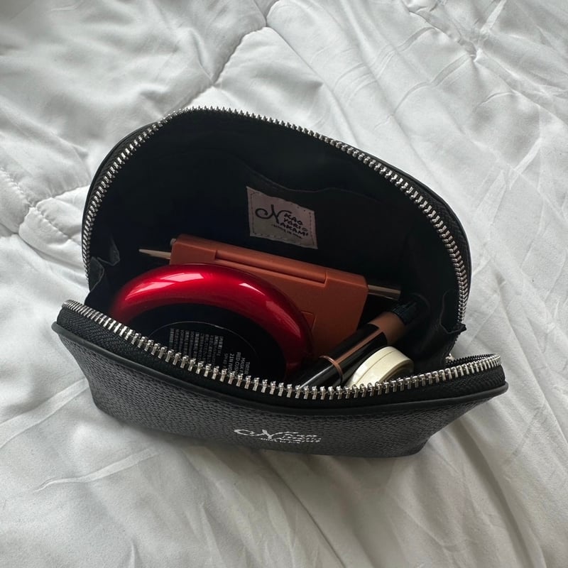 n*a様 【美品】kaoyorinakami カオヨリナカミ　ブラックバック KAOYORINAKAMI(カオヨリナカミ) / ショルダーバッグ/レザー