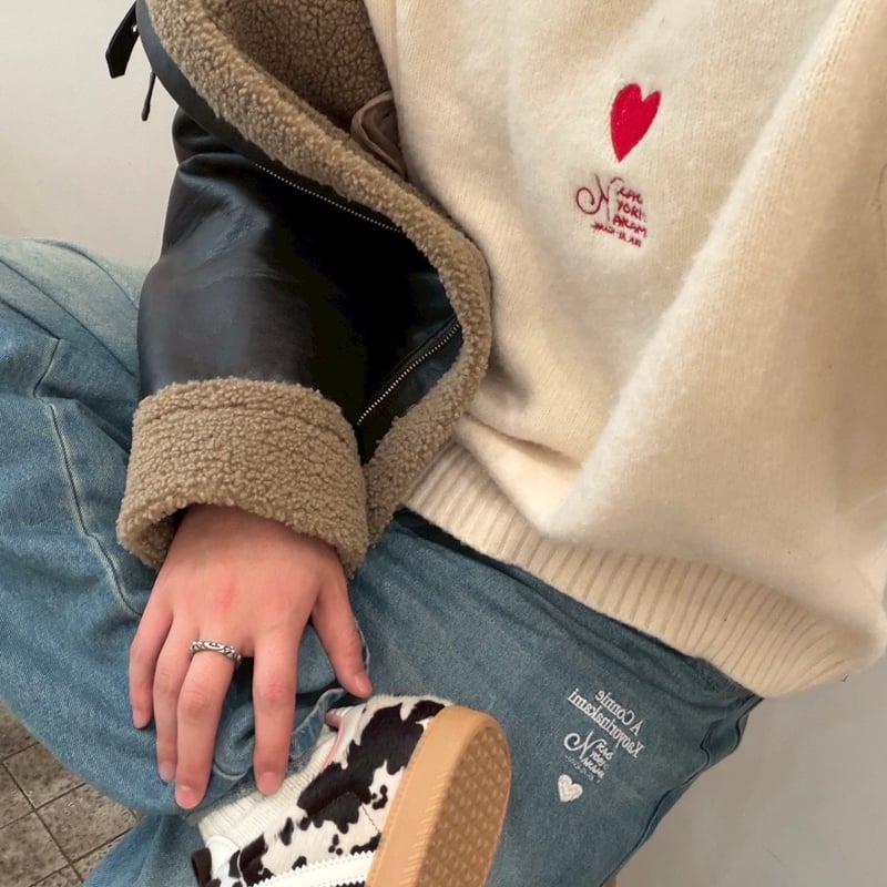 logo luv knit | kaoyorinakami