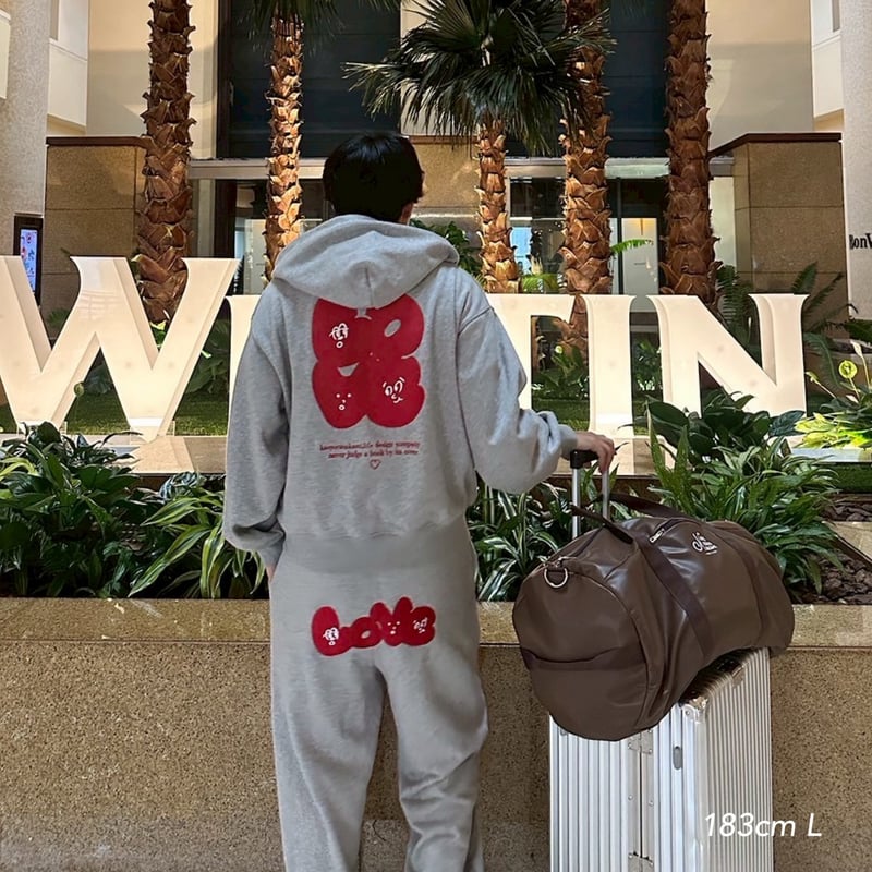 OUR LOVE sweat pants | kaoyorinakami