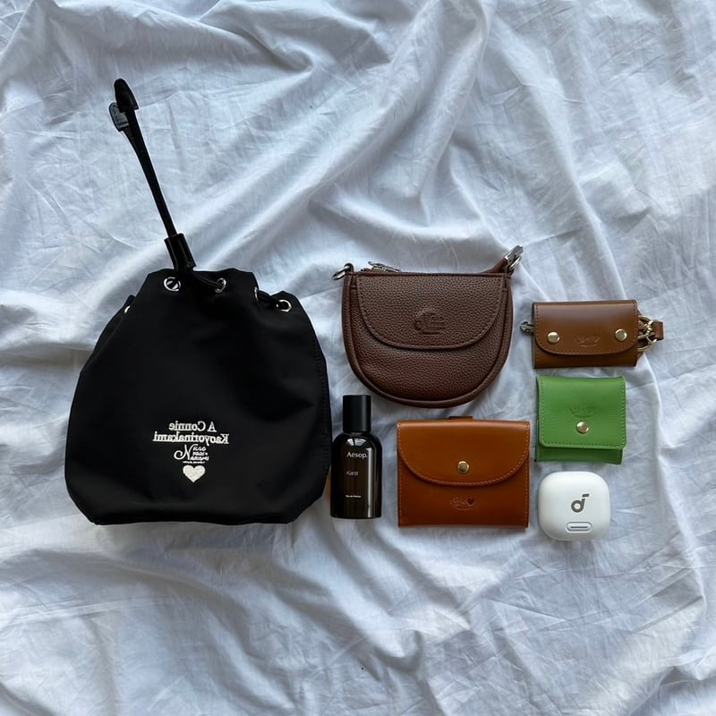 kaoyorinakami Connie pouch カオヨリナカミ Connie pouch | kaoyorinakami