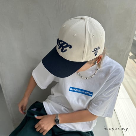 K❤︎ two-tone cap