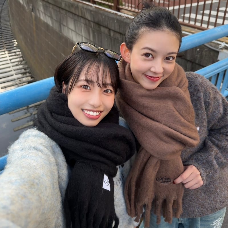 kaoyorinakami カオナカ　マフラー logo muffler | kaoyorinakami