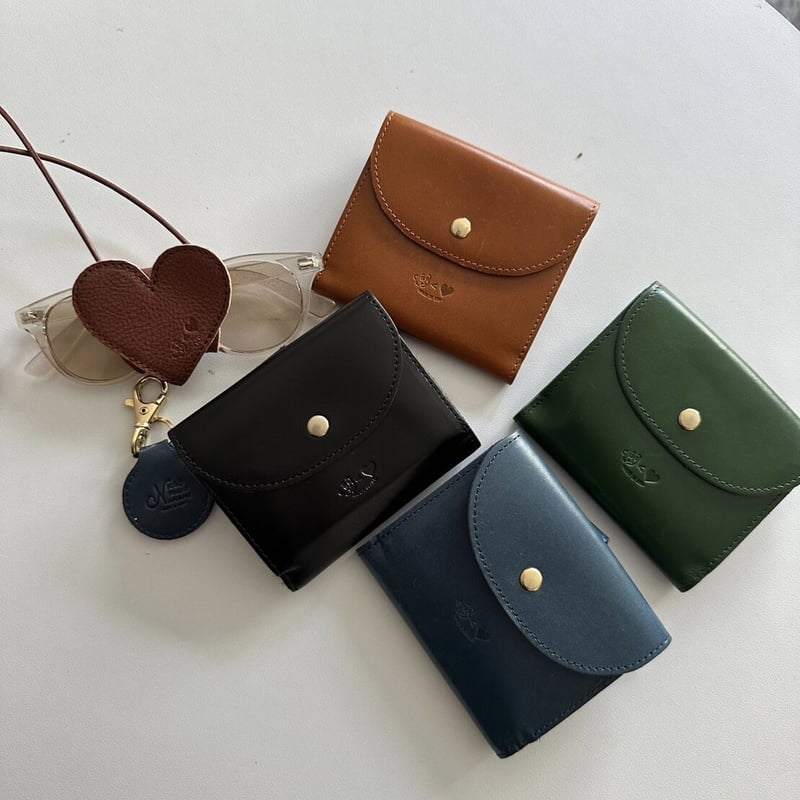 ☺︎<❤︎ leather wallet | kaoyorinakami