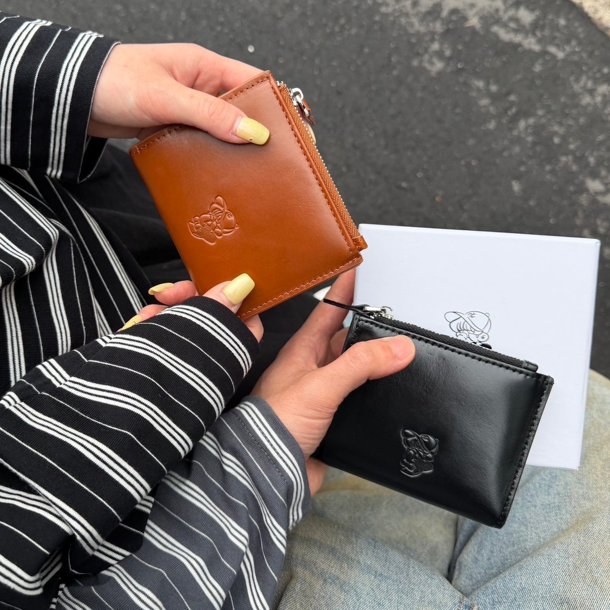 punchbaby leather wallet | kaoyorinakami