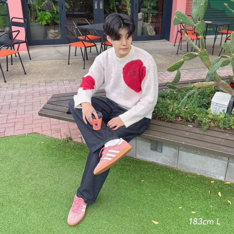 heart logo knit | kaoyorinakami heart logo knit | kaoyorinakami