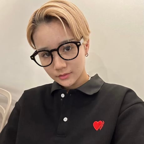 logo glasses