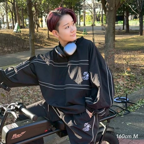 line nylon pants