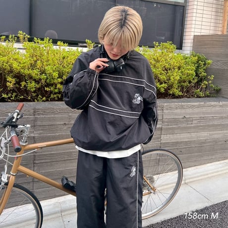 line nylon pants