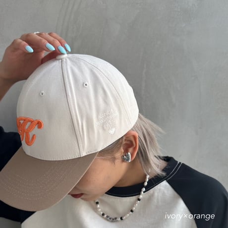 K❤︎ two-tone cap