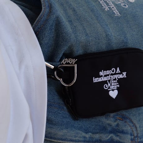 ❤︎KYRN carabiner