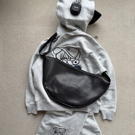☺︎<❤︎ leather shoulder bag