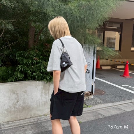 Connie border tee