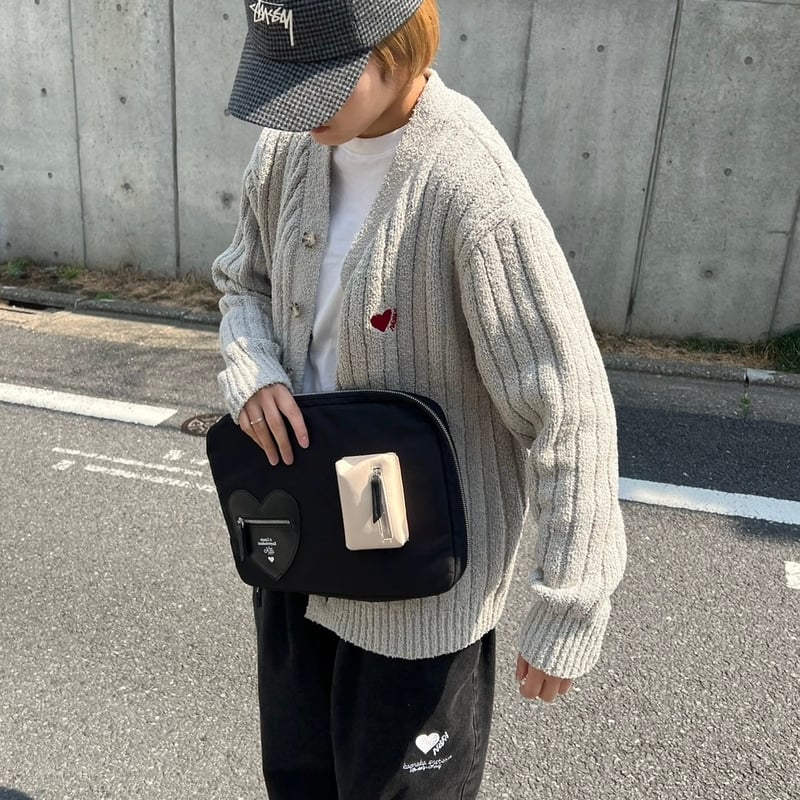 Connie gadget case | kaoyorinakami