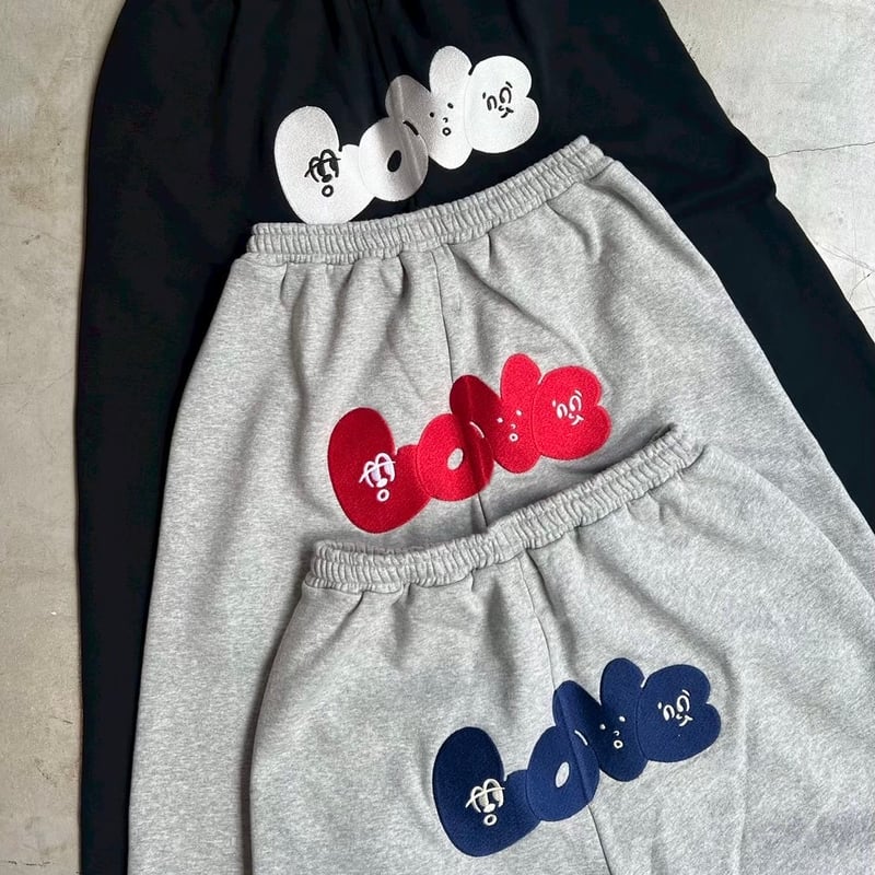 OUR LOVE sweat pants | kaoyorinakami