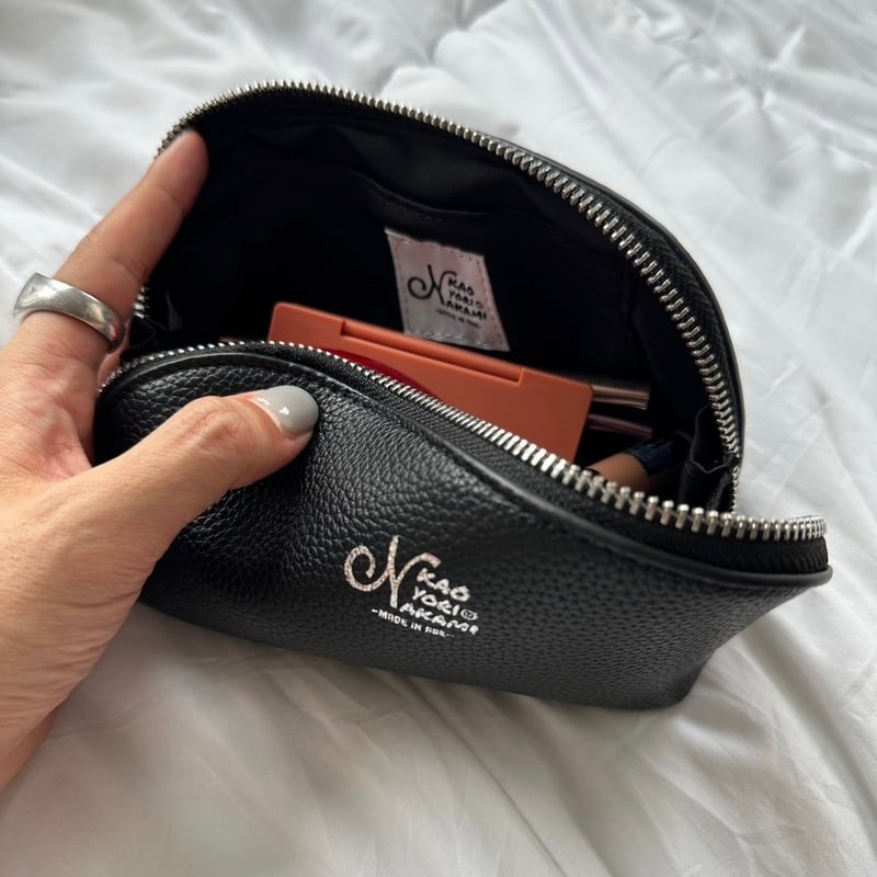 makeup pouch | kaoyorinakami