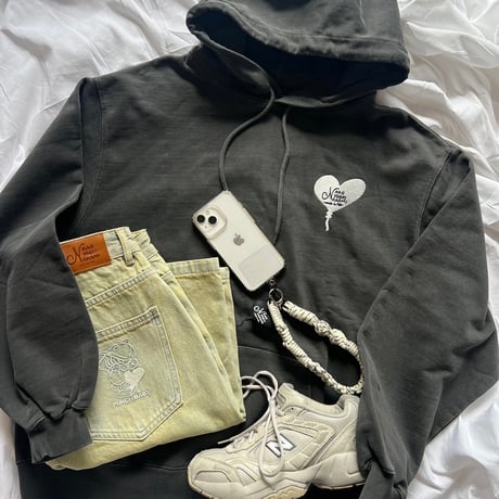 balloon pigment hoodie