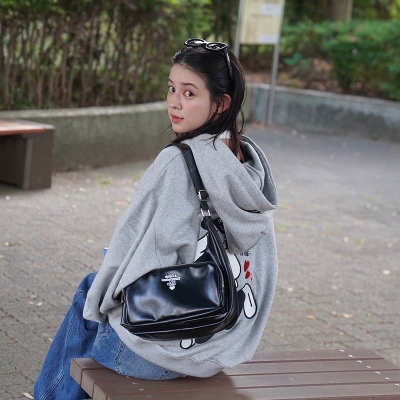 Connie mini shoulderbag | kaoyorinakami