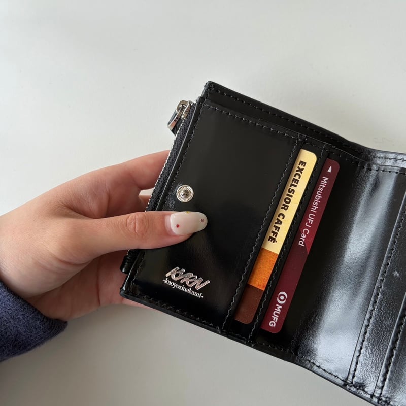 【ブライトンサポ大学生様用】kaoyorinakami mini wallet punchbaby leather wallet | kaoyorinakami