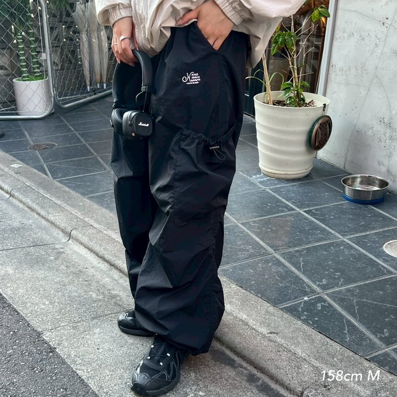 【希少・新品】ALOUND NYLON PANTS 限定色 ダークネイビー　L loose silhouette nylon pants / navy（ルーズシルエットナイロン