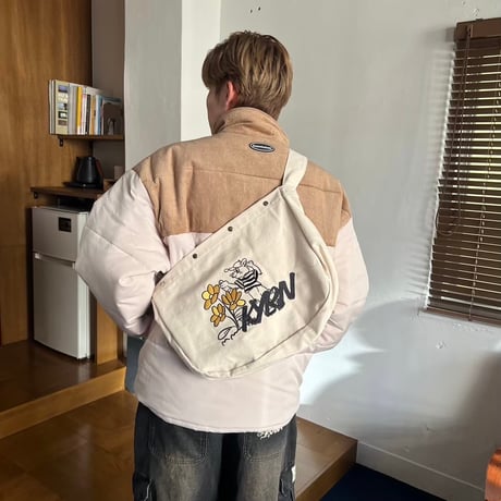 bear shoulder bag
