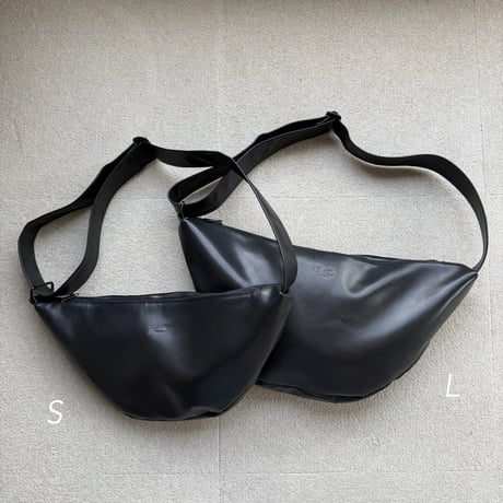 ☺︎<❤︎ leather shoulder bag