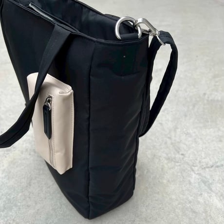 multi pocket bag