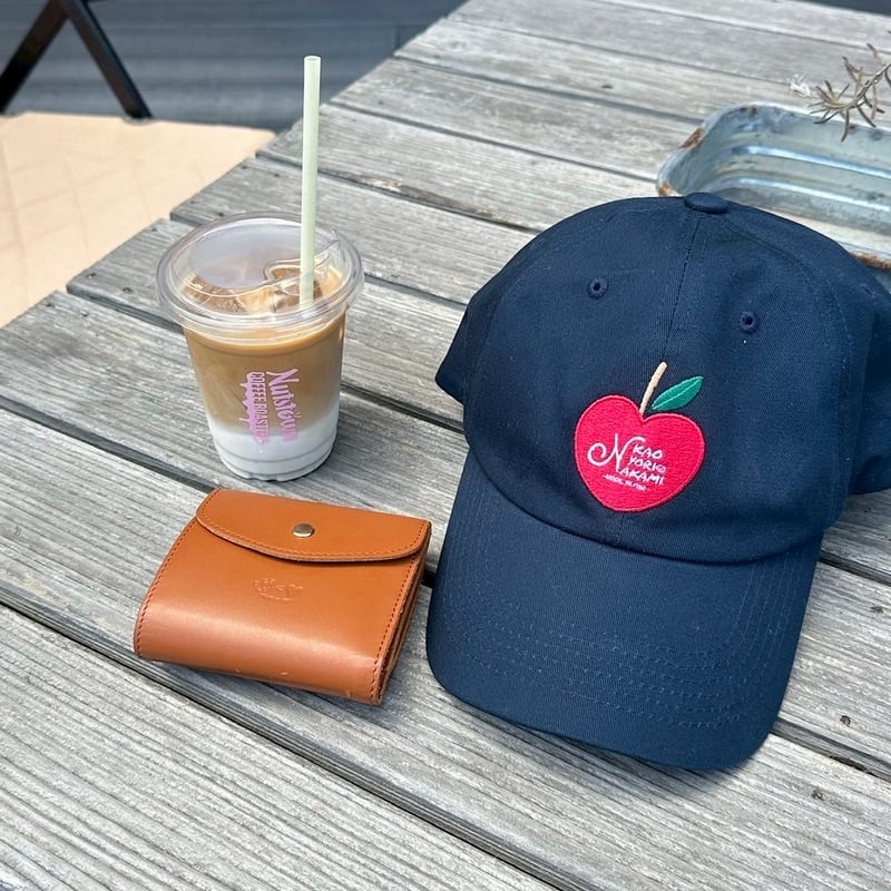 apple logo cap | kaoyorinakami