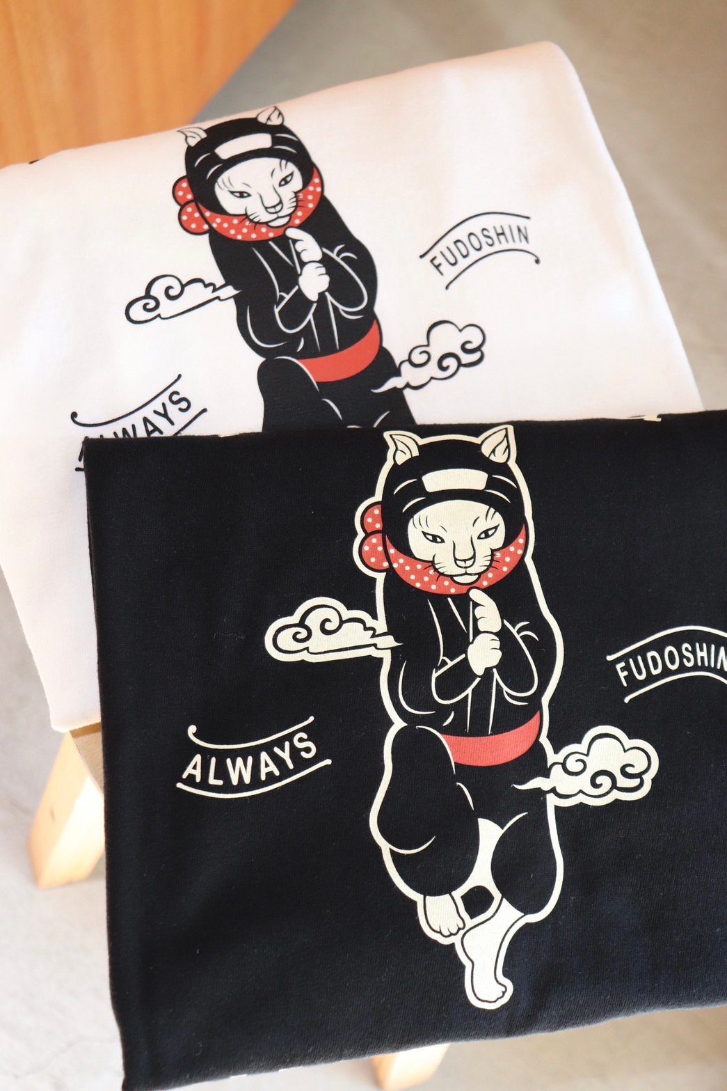 猫忍者 忍法Tシャツ/NEKONINJA T-shirts(WHITE) | 伊賀の京丸屋／公